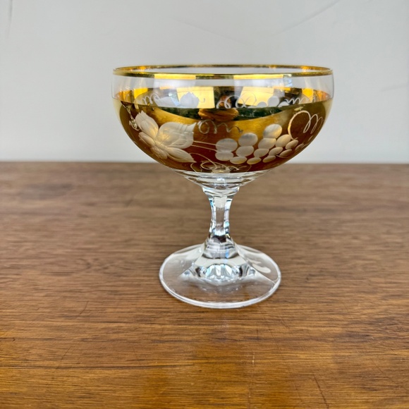 Vintage Gold Cut-to-Clear Crystal Coupes – Western Germany – Set of 2 - Picture 11 of 16